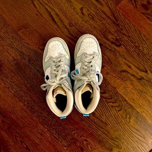 Nike White and Blue Men's Sneakers